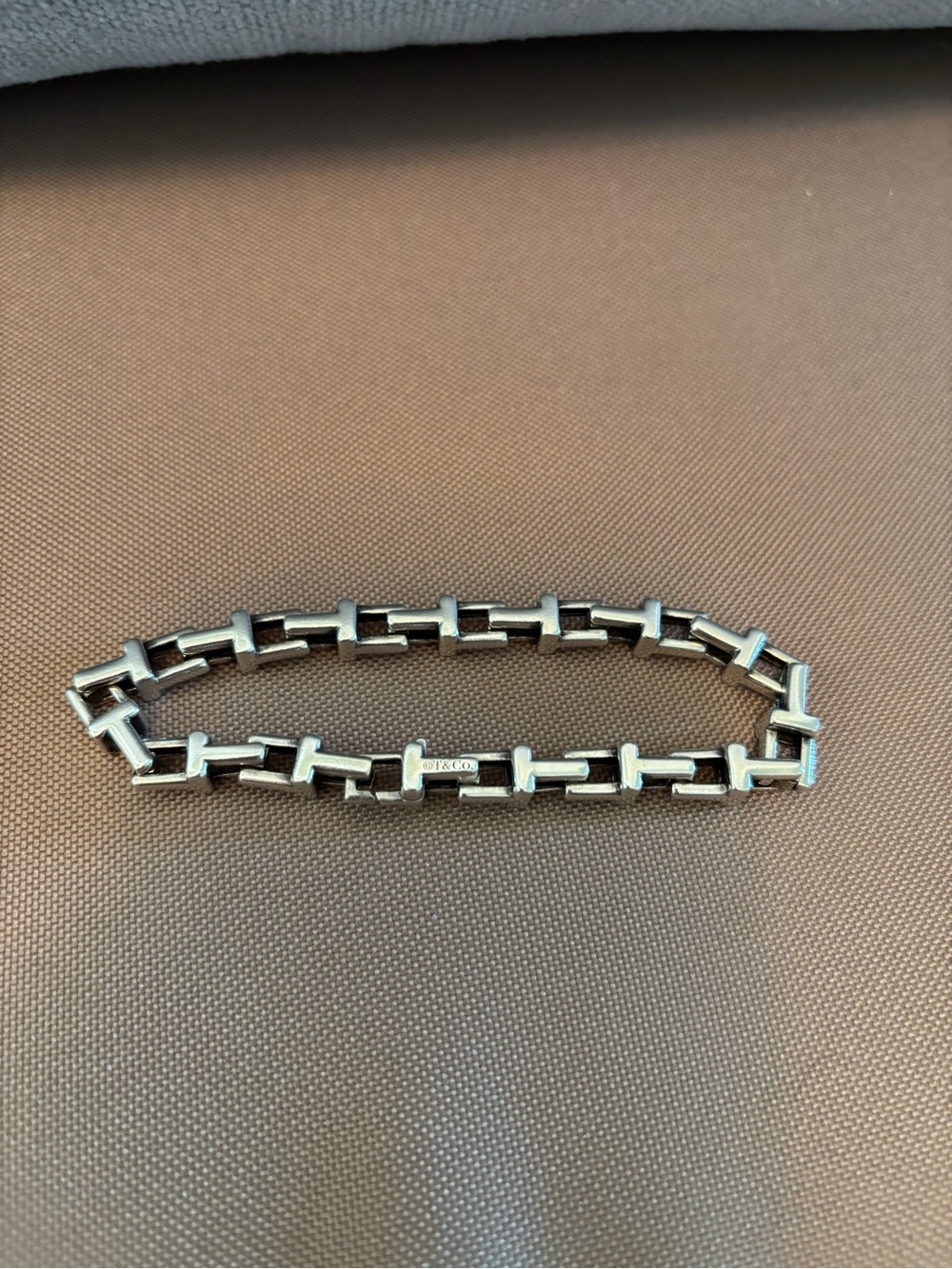Tiffany T link narrow chain bracelet 8” length